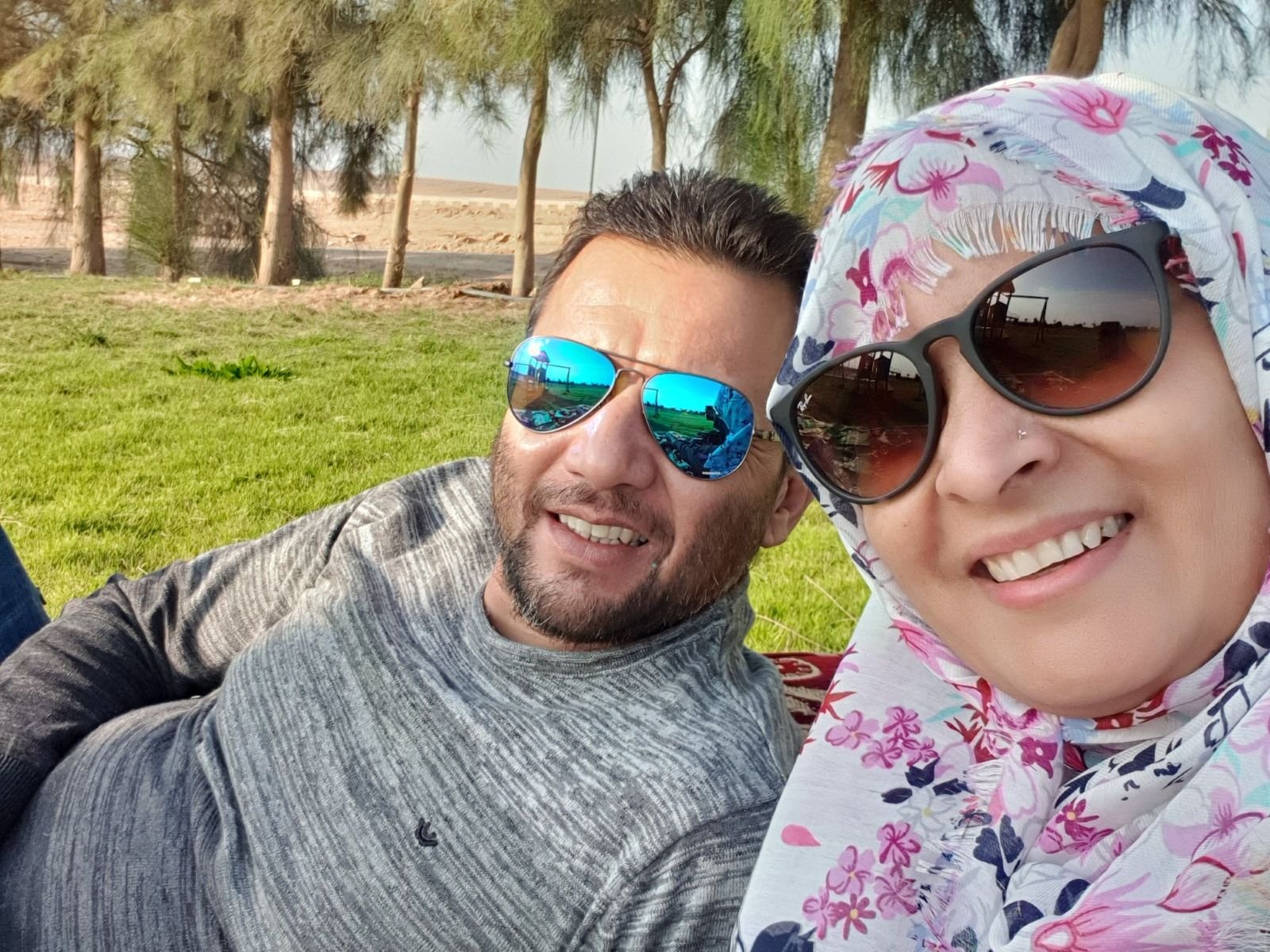 Saudi together picture - Manu and Tik