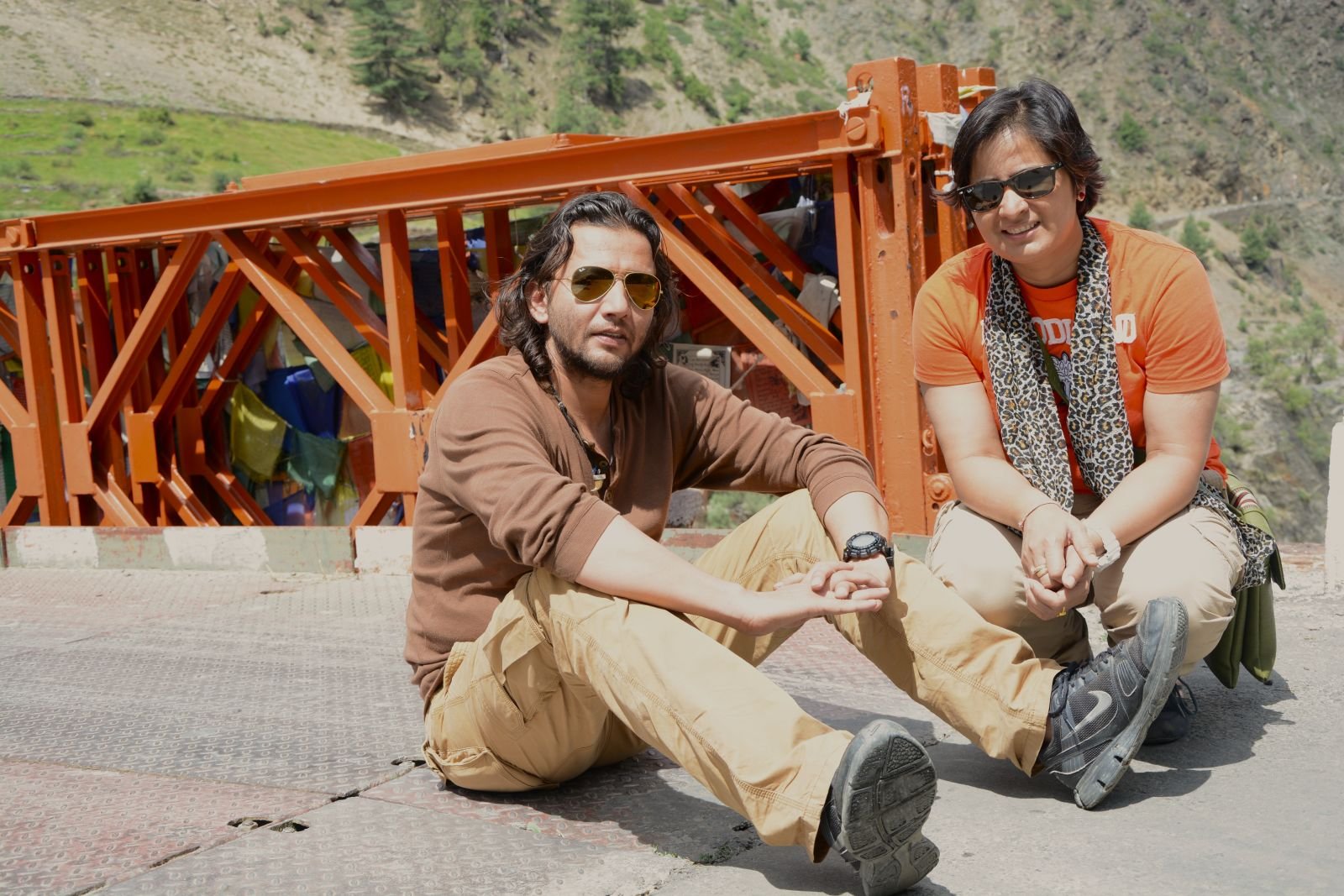 Tik and Manu together during their journey through Lahaul, Himachal Pradesh